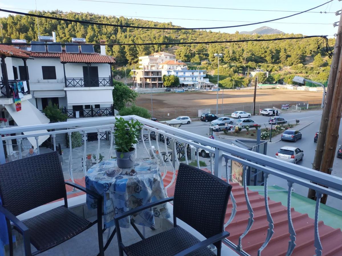 Mpouketo Apartments Neos Marmaras Esterno foto