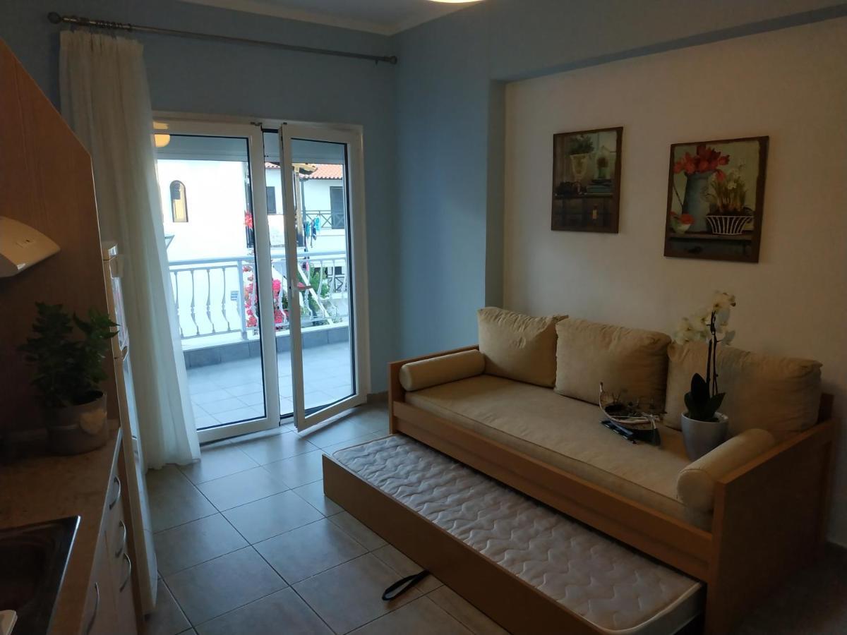 Mpouketo Apartments Neos Marmaras Esterno foto